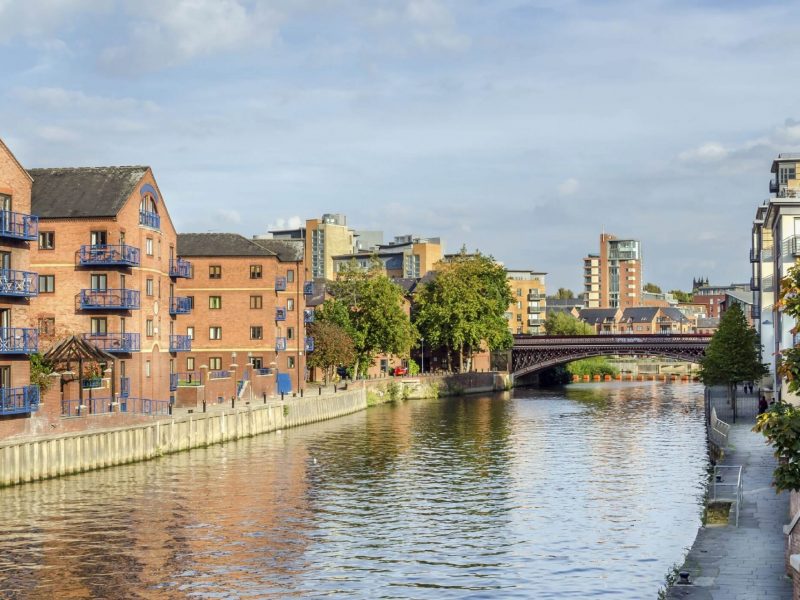 istock000056135274large-26